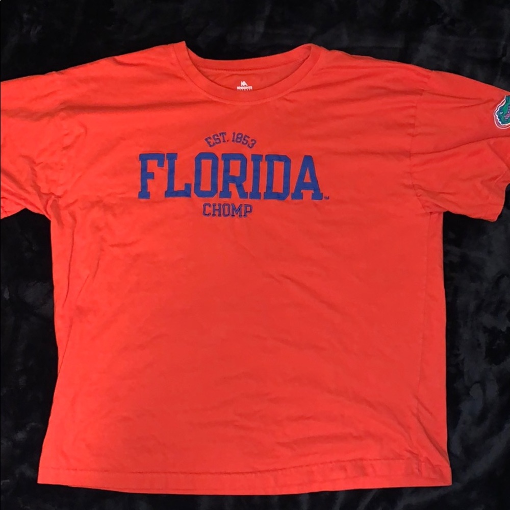 Florida Gators football T-shirt.